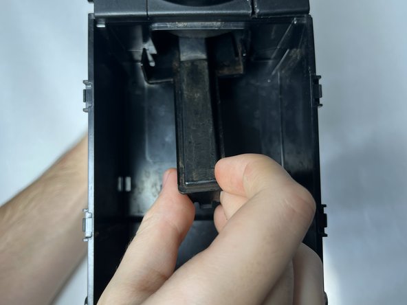 Nespresso Pixie Brewing Spout Replacement: crwdns2935265:03crwdnd2935265:02crwdnd2935265:02crwdne2935265:0