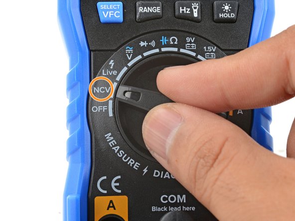 How to Make Advanced Measurements With a Multimeter, How to use the Non-Contact Voltage detector: crwdns2935265:015crwdnd2935265:02crwdnd2935265:02crwdne2935265:0