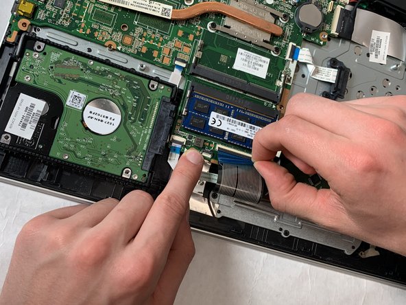 HP Pavilion 15-AB153NR Motherboard Replacement: crwdns2935265:022crwdnd2935265:02crwdnd2935265:02crwdne2935265:0