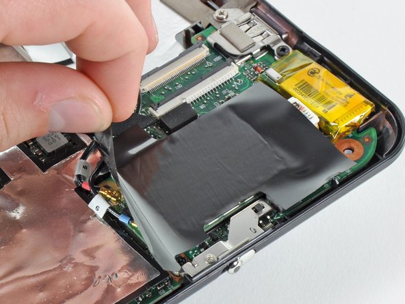 HP Mini 1000 Display Assembly Replacement, Display Assembly: 手順 24、 2の画像 2