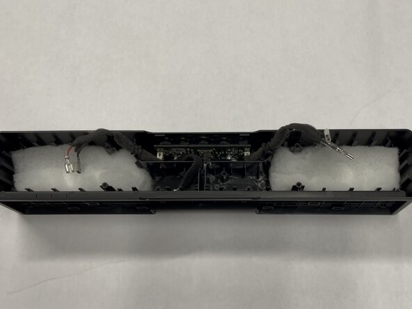 Razer Leviathan V2 X Disassembly Guide, Remove speaker batting: crwdns2935265:016crwdnd2935265:01crwdnd2935265:02crwdne2935265:0