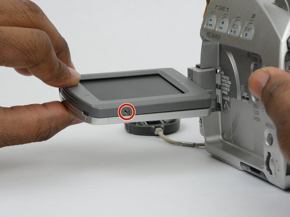 Canon ZR70MC LCD Component Replacement, LCD screen: crwdns2935265:08crwdnd2935265:02crwdnd2935265:03crwdne2935265:0