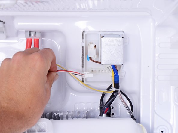 Samsung Refrigerator Evaporator Fan (Freezer Compartment) Replacement: crwdns2935265:08crwdnd2935265:02crwdnd2935265:02crwdne2935265:0