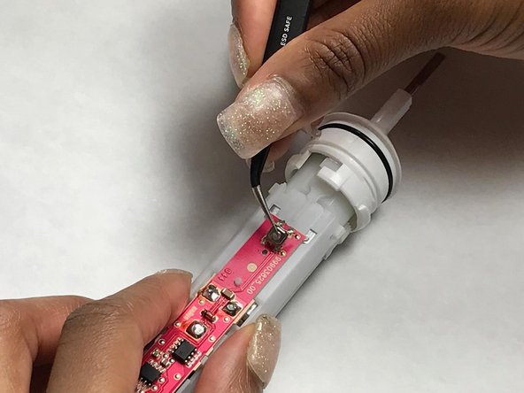 Oral-B Vitality Power Button Replacement: crwdns2935265:03crwdnd2935265:02crwdnd2935265:03crwdne2935265:0