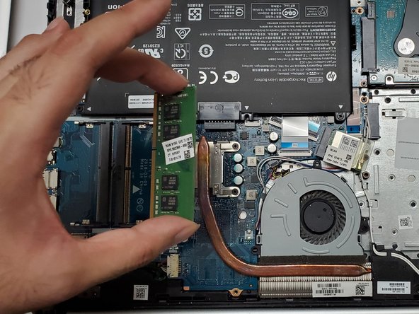 HP Notebook 15-db003ca RAM Replacement: crwdns2935265:07crwdnd2935265:02crwdnd2935265:02crwdne2935265:0