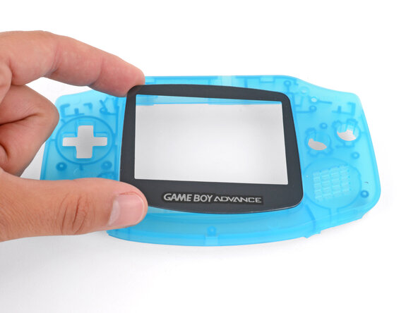 How to Reshell Your Game Boy Advance, Install the screen lens: crwdns2935265:020crwdnd2935265:02crwdnd2935265:03crwdne2935265:0