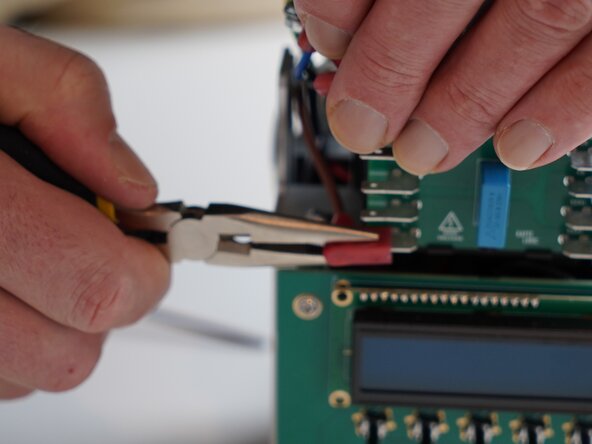 Kaffelogic Nano 7/LINK (D-P Serial) Stack Replacement, Disconnect the mains connectors: crwdns2935265:010crwdnd2935265:03crwdnd2935265:03crwdne2935265:0