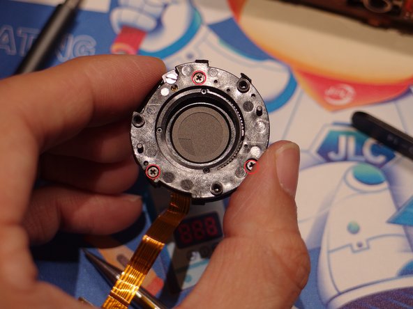 Leica Minilux E02 fix, Lens Flex Cable FPC replacement: adım 12, 3 resimden 2.