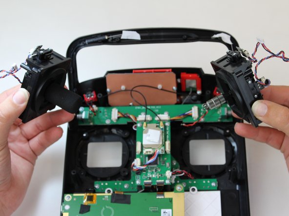 Yuneec ST10 Plus Joystick Replacement: crwdns2935265:010crwdnd2935265:03crwdnd2935265:03crwdne2935265:0