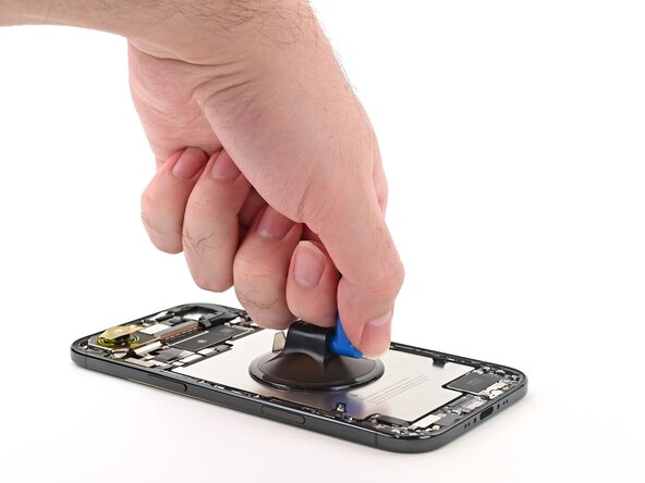 iPhone Air Battery Replacement, Remove the battery: crwdns2935265:029crwdnd2935265:01crwdnd2935265:03crwdne2935265:0