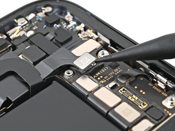 iPhone 16e Earpiece Speaker Replacement