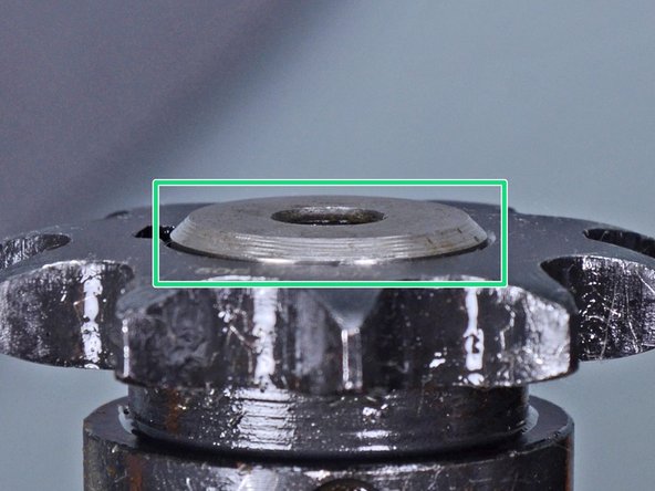 Barreto Tillers E1320HTRLR 2016 Wheel Drive Motor Replacement, Remove the sprocket: crwdns2935265:038crwdnd2935265:03crwdnd2935265:03crwdne2935265:0