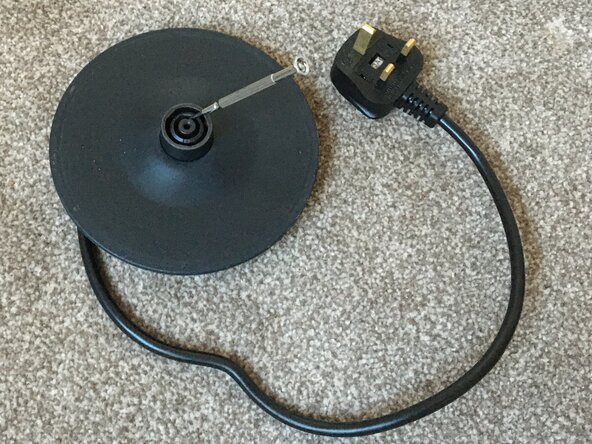 Breville basic electric jug kettle 3000W tempremental, Bend contact to correct position: crwdns2935265:02crwdnd2935265:02crwdnd2935265:02crwdne2935265:0