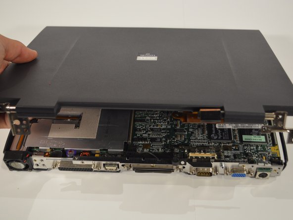 Dell Latitude CP Teardown, LCD Hinges: crwdns2935265:019crwdnd2935265:03crwdnd2935265:03crwdne2935265:0