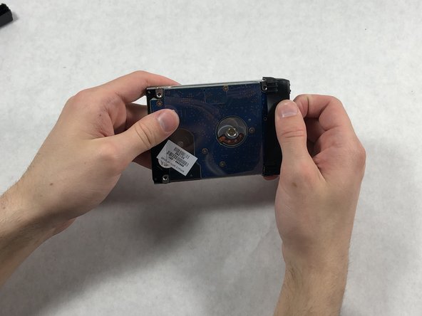 HP Pavilion g7-2023cl Hard Drive Mounting Bracket Replacement: crwdns2935265:09crwdnd2935265:03crwdnd2935265:03crwdne2935265:0