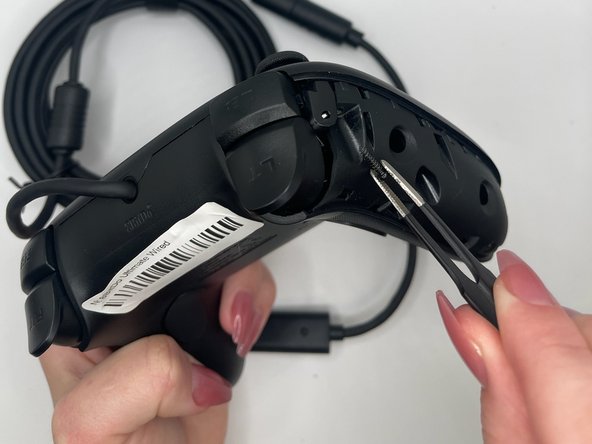 8BitDo Ultimate Wired Bumper Replacement: crwdns2935265:06crwdnd2935265:03crwdnd2935265:03crwdne2935265:0