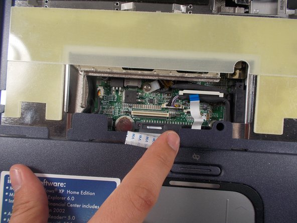 HP Pavilion ze5000 Primary Fan Replacement: crwdns2935265:016crwdnd2935265:03crwdnd2935265:03crwdne2935265:0