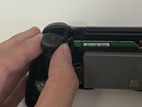How to Clean The R2 and L2 Buttons on a Dualshock 4 CUH-ZCT2 Controller: crwdns2935265:00crwdnd2935265:01crwdnd2935265:03crwdne2935265:0