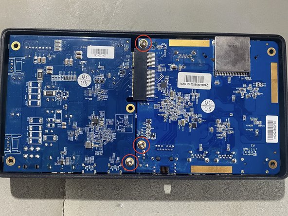 OWC Thunderbolt 3 Pro Dock fan replacement, Re-installing mainboard: crwdns2935265:015crwdnd2935265:02crwdnd2935265:03crwdne2935265:0