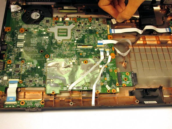 HP G71t-300 Cooling Fan Replacement: crwdns2935265:011crwdnd2935265:02crwdnd2935265:02crwdne2935265:0