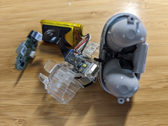 Google Pixel Buds A-Series Mainboard Replacement, Examining the magnetic sensor: crwdns2935265:06crwdnd2935265:02crwdnd2935265:02crwdne2935265:0