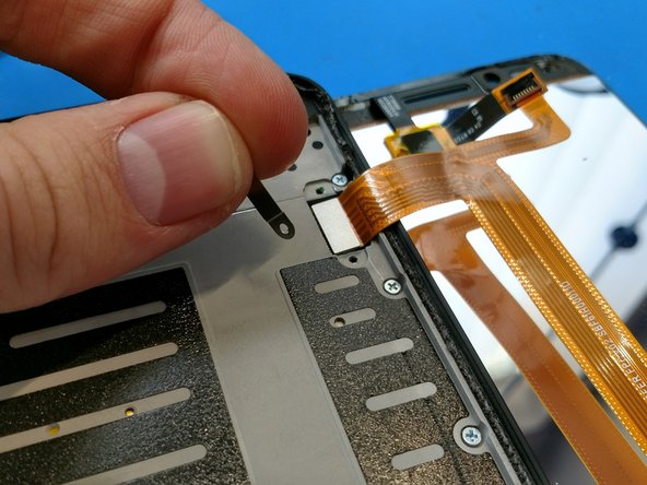 Alcatel Go Play (7048W) Teardown, One connection!: crwdns2935265:08crwdnd2935265:02crwdnd2935265:03crwdne2935265:0