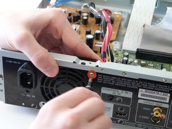 Sony BDP-S1 Fan Replacement, Fan: crwdns2935265:05crwdnd2935265:02crwdnd2935265:03crwdne2935265:0