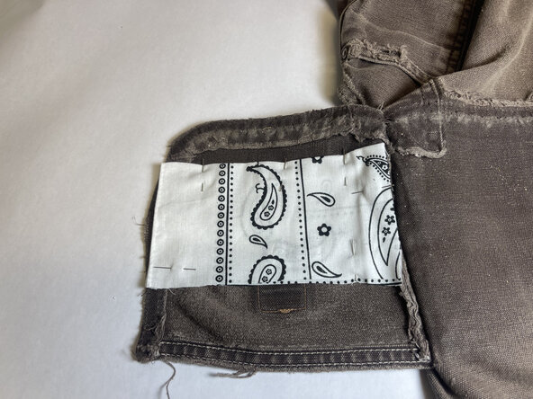 How to Patch Back Pants Pocket: 步骤 3 中的图像 3，3