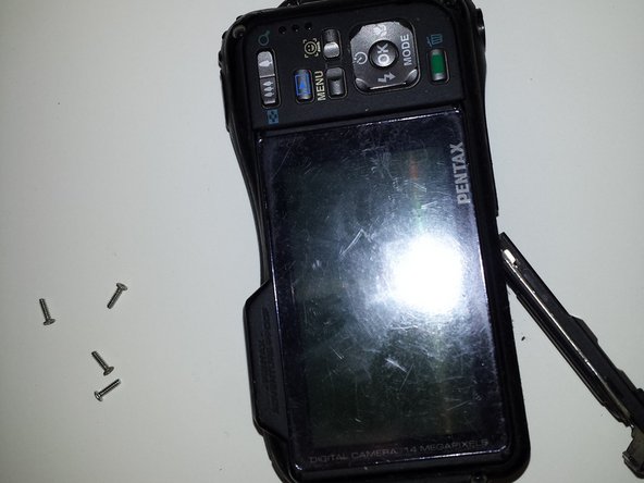 Pentax Optio WG-1 GPS Teardown: crwdns2935265:05crwdnd2935265:03crwdnd2935265:03crwdne2935265:0