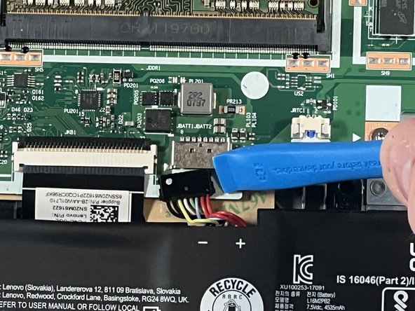 Lenovo IdeaPad 3-1481W000NGUS Fan Replacement, Wi-Fi Card: crwdns2935265:03crwdnd2935265:02crwdnd2935265:02crwdne2935265:0