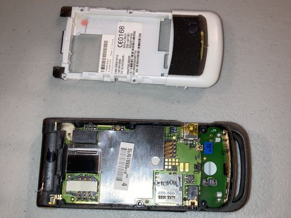 Motorola MOTOACTIV W450 Teardown, Opening Time!: crwdns2935265:05crwdnd2935265:02crwdnd2935265:02crwdne2935265:0