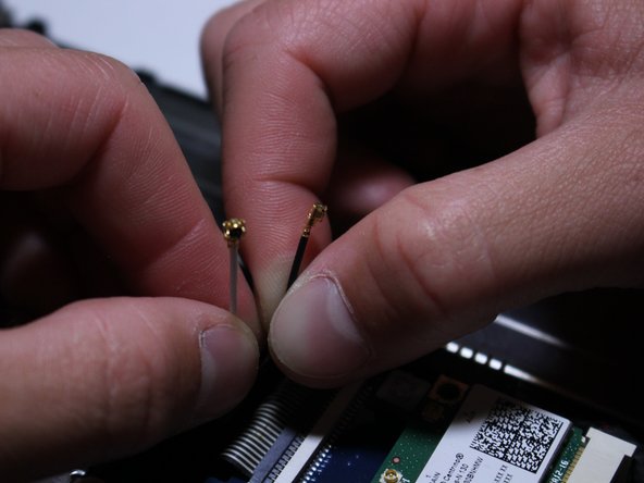 How to Replace the Wi-Fi Card for a Samsung NP300V5A-A08US Laptop: crwdns2935265:021crwdnd2935265:03crwdnd2935265:03crwdne2935265:0