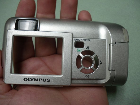 Olympus Camedia D560 Rear Panel Control Buttons Replacement: crwdns2935265:05crwdnd2935265:02crwdnd2935265:03crwdne2935265:0