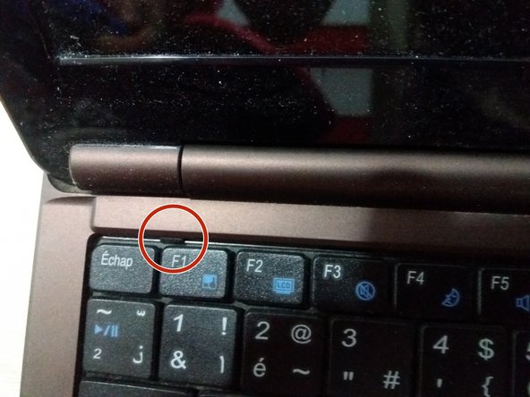 Comment nettoyer le ventilateur du CONDOR L130I3E: crwdns2935265:03crwdnd2935265:02crwdnd2935265:03crwdne2935265:0