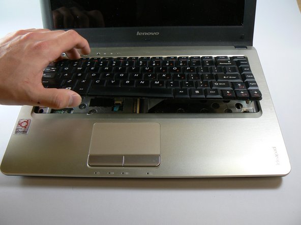 Lenovo IdeaPad U350 Keyboard Replacement: crwdns2935265:04crwdnd2935265:02crwdnd2935265:02crwdne2935265:0