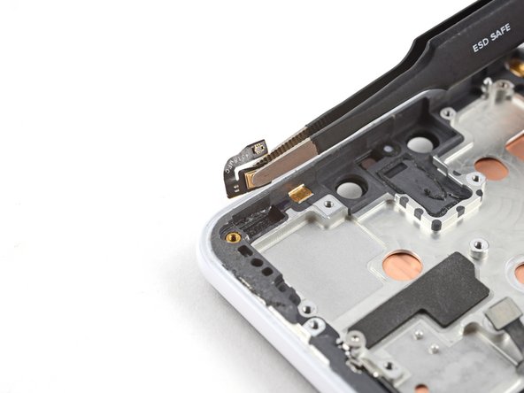 Google Pixel 3 XL Screen Assembly Replacement, Remove the microphone assembly: crwdns2935265:066crwdnd2935265:02crwdnd2935265:02crwdne2935265:0