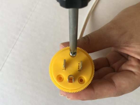 Honeywell Fan  Plug Replacement: step 6, image 3 of 3