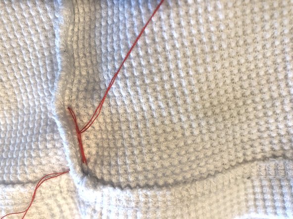 How to Hand Stitch a Ripped Seam: crwdns2935265:07crwdnd2935265:03crwdnd2935265:03crwdne2935265:0