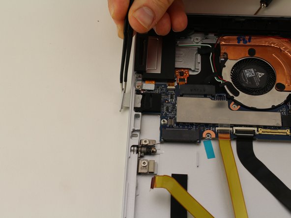 HP Elite X2 1013 G3 Fan Replacement: crwdns2935265:017crwdnd2935265:02crwdnd2935265:02crwdne2935265:0