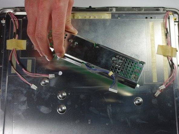 Apple Cinema Display M8149 LCD Screen Replacement, Voltage Inverter: crwdns2935265:010crwdnd2935265:03crwdnd2935265:03crwdne2935265:0