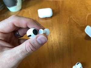 How to change best sale size on airpod pro