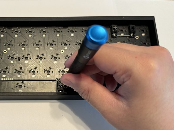 Tofu65 Keyboard PCB Replacement: étape 6, image 2 de 3