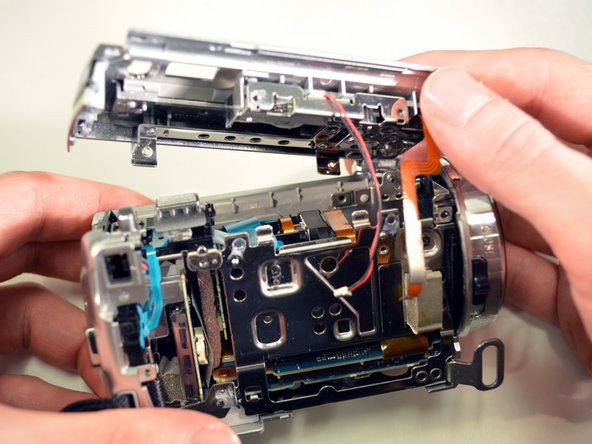 Sony Handycam DCR-SR68 SD Card Slot Replacement: crwdns2935265:015crwdnd2935265:02crwdnd2935265:02crwdne2935265:0
