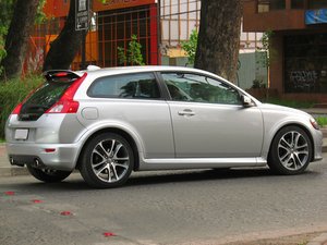 Review: Volvo C30 is small and satisfying – Orange County Register