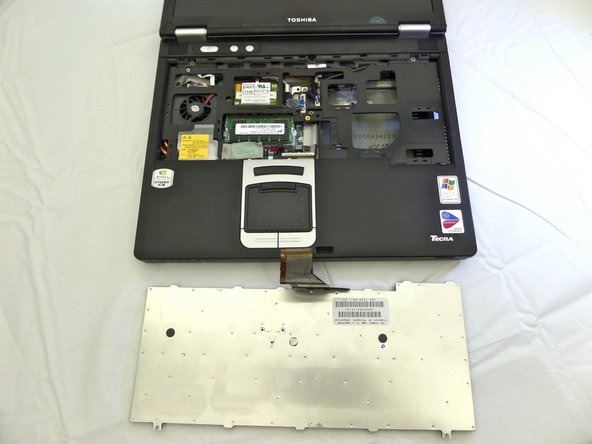 Toshiba Tecra M2 CPU Replacement: crwdns2935265:09crwdnd2935265:02crwdnd2935265:02crwdne2935265:0