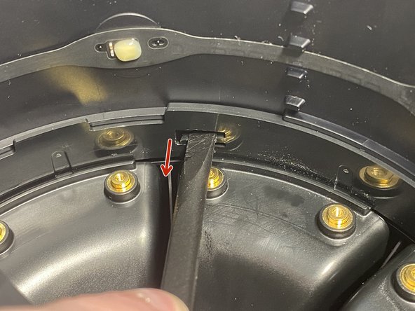 HomePod Disassembly, Tweeter Retaining Ring: step 22, image 2 of 3