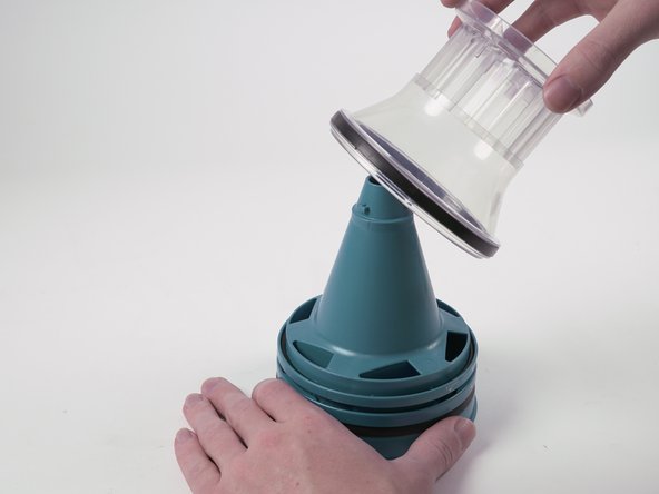 Bissell Powerglide Cordless Debris Canister Funnel Replacement: crwdns2935265:05crwdnd2935265:02crwdnd2935265:02crwdne2935265:0