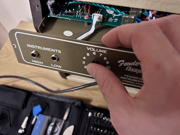 Fender Champion 600 Volume Pot Replacement: step 7, image 3 of 3