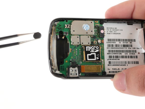 Motorola RAZR2 v9m Motherboard Replacement, Motherboard: crwdns2935265:010crwdnd2935265:03crwdnd2935265:03crwdne2935265:0