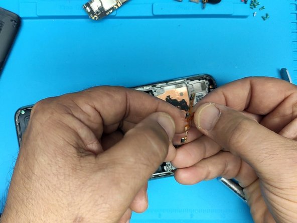 Redmi Note 9 Pro - Reboots, Power On flex Replacement, Power on and volume buttons flex cable removal: crwdns2935265:06crwdnd2935265:03crwdnd2935265:03crwdne2935265:0